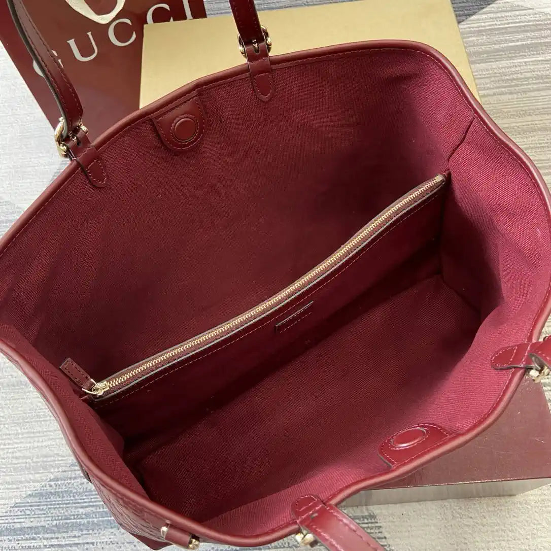 Gucci 815213 GG GG Emblem large tote bag Ancora red leather | gucci 815213 gg emblem medium tote bag ancora red leather 009