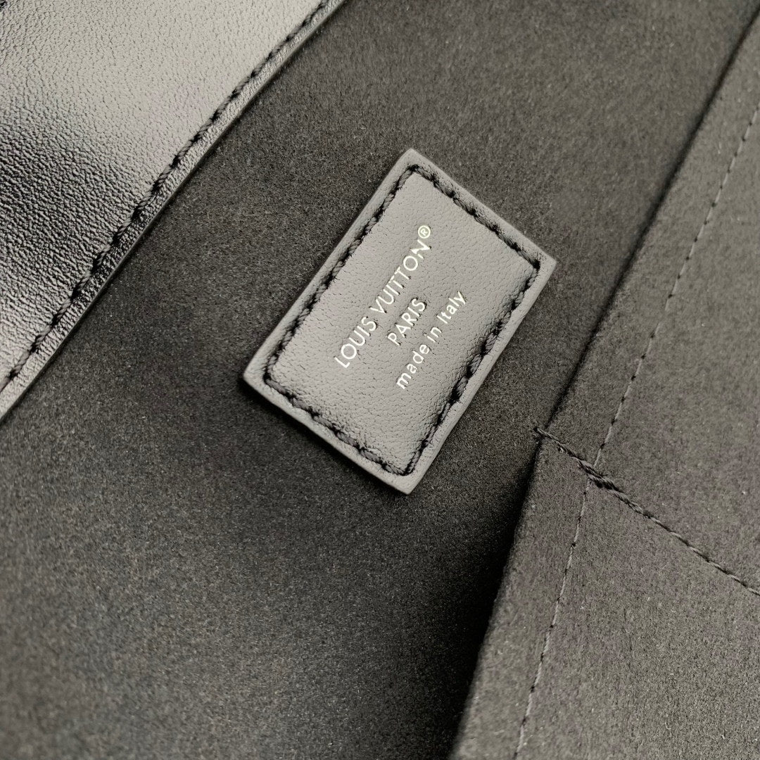 lv m25545 louis vuitton off duty vibe mm bag black 7 LV M25545 Louis Vuitton Off Duty Vibe MM Bag Black | lv m25545 louis vuitton off duty vibe mm bag black 8