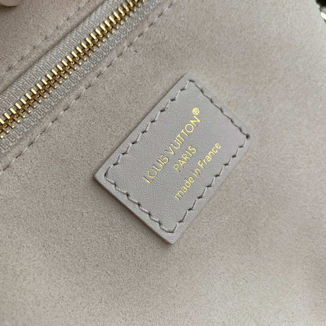 LV M25770 Louis Vuitton OnTheGo PM Bag Dream Cream | lv m25770 louis vuitton onthego pm bag dream cream 8