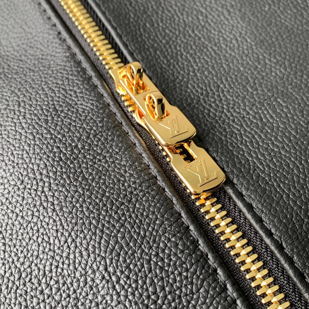 LV M26037 Louis Vuitton Express GM Bag Black | lv m26037 louis vuitton express gm bag black 6