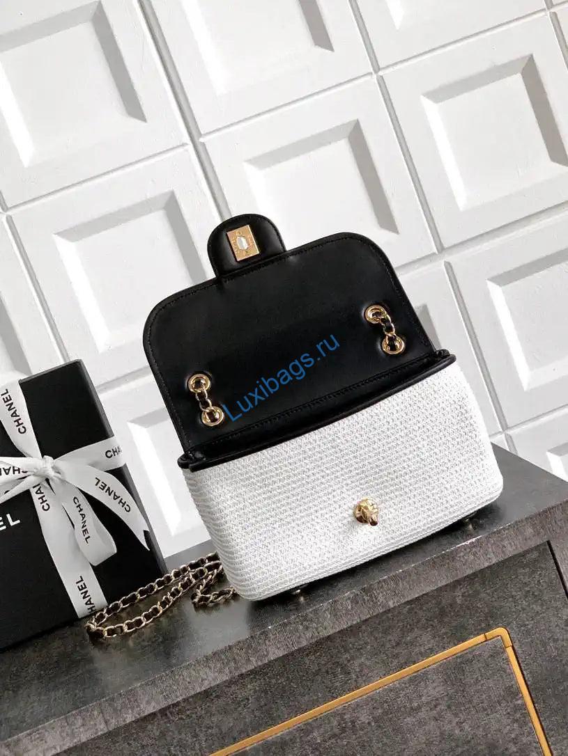 chanel 26c as5929 flap handwoven raffia shopping bag white 4 Chanel 26C AS5929 Flap Handwoven Raffia Shopping Bag White | chanel 26c as5929 flap handwoven raffia shopping bag 014
