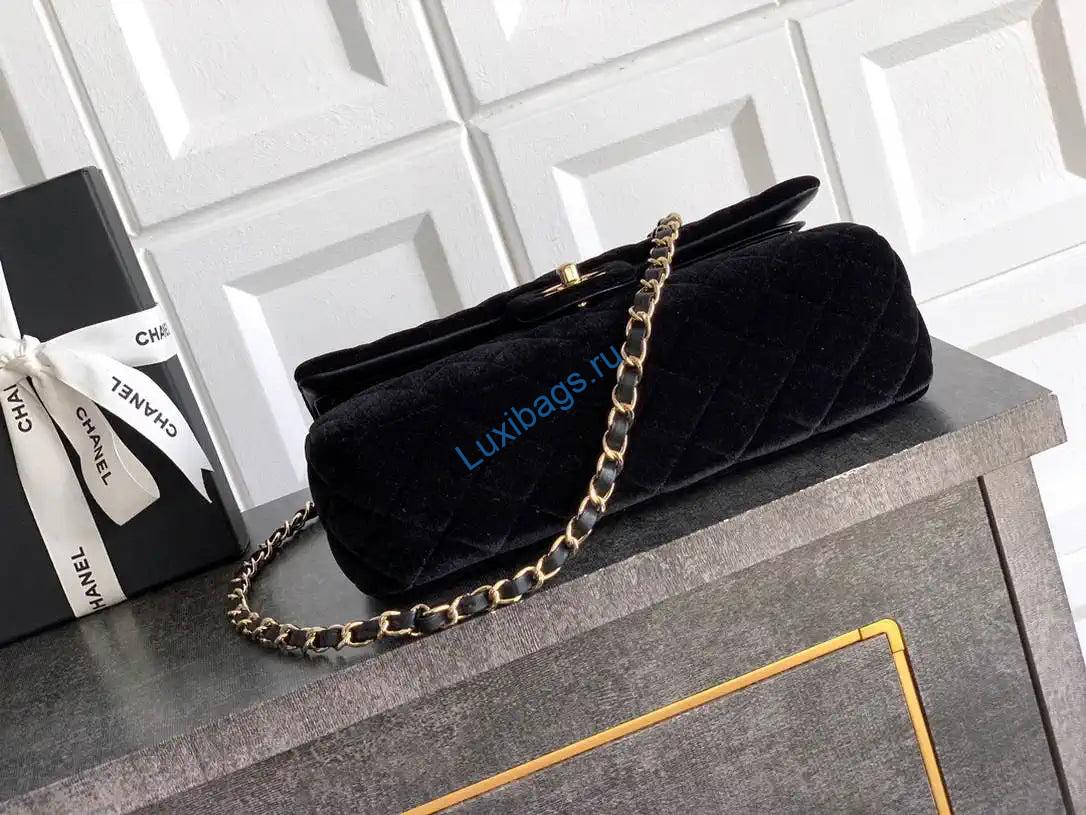 chanel a01112 flap classic 11.12 handbag velvet diamond pattern black 3 Chanel A01112 Flap Classic 11.12 Handbag Velvet diamond pattern Black | chanel a01112 flap classic 11 12 handbag velvet diamond pattern wine black 04