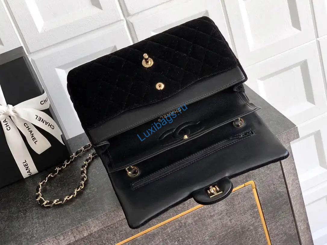 chanel a01112 flap classic 11.12 handbag velvet diamond pattern black 4 Chanel A01112 Flap Classic 11.12 Handbag Velvet diamond pattern Black | chanel a01112 flap classic 11 12 handbag velvet diamond pattern wine black 05