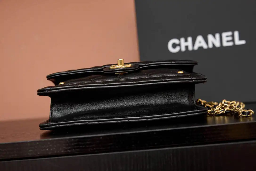 chanel ap4674 25b large flap bag with top handle lambskin gold black 3 Chanel AP4674 25B Large Flap Bag with Top Handle Lambskin gold Black | chanel as4674 25b large flap bag with top handle lambskin gold black 04