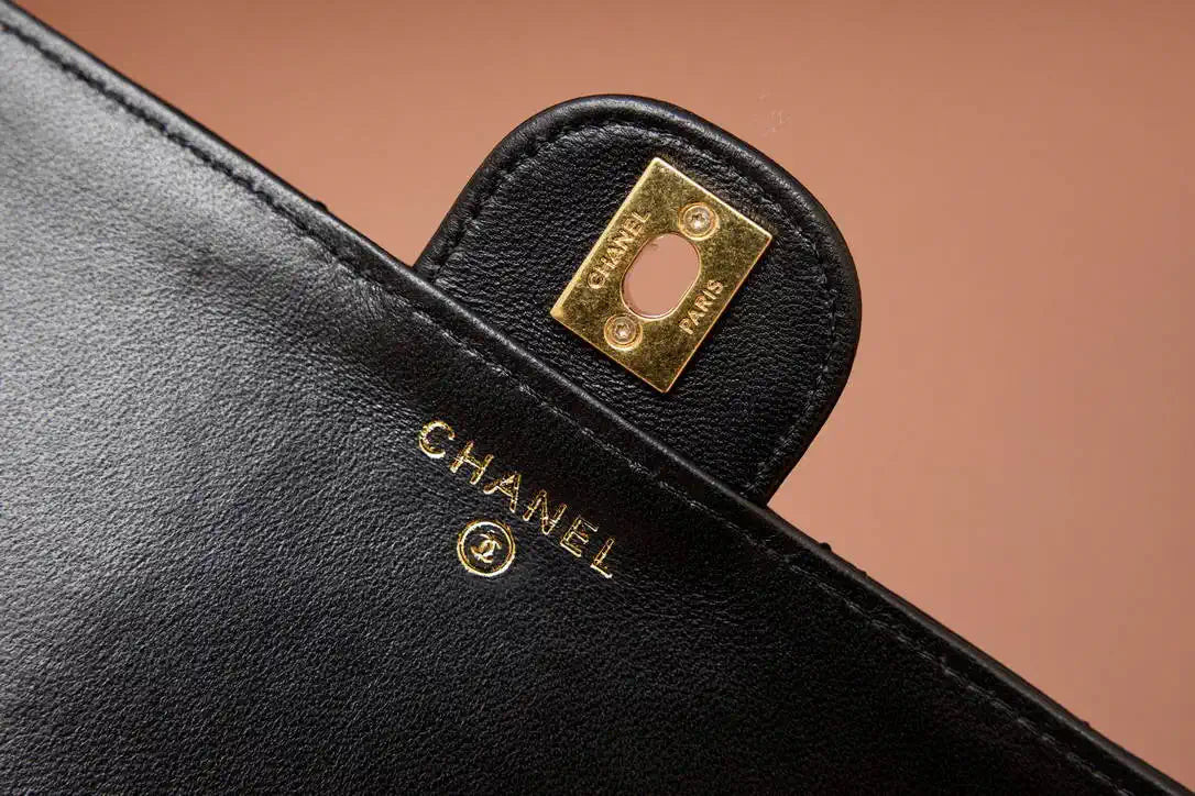 chanel ap4674 25b large flap bag with top handle lambskin gold black 6 Chanel AP4674 25B Large Flap Bag with Top Handle Lambskin gold Black | chanel as4674 25b large flap bag with top handle lambskin gold black 07