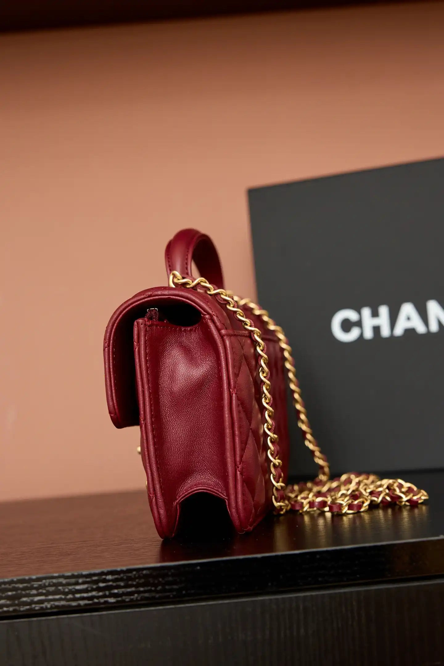 chanel ap4674 25b large flap bag with top handle lambskin gold wine red 1 Chanel AP4674 25B Large Flap Bag with Top Handle Lambskin gold Wine Red | chanel as4674 25b large flap bag with top handle lambskin gold red 2