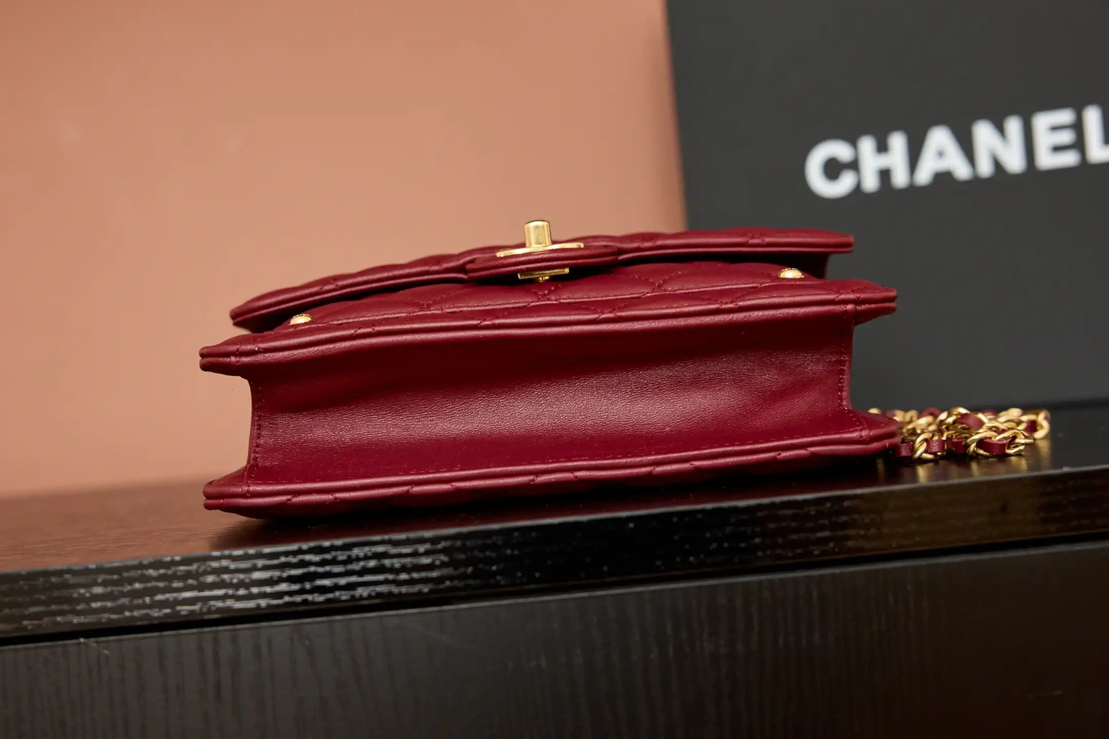 chanel ap4674 25b large flap bag with top handle lambskin gold wine red 4 Chanel AP4674 25B Large Flap Bag with Top Handle Lambskin gold Wine Red | chanel as4674 25b large flap bag with top handle lambskin gold red 5