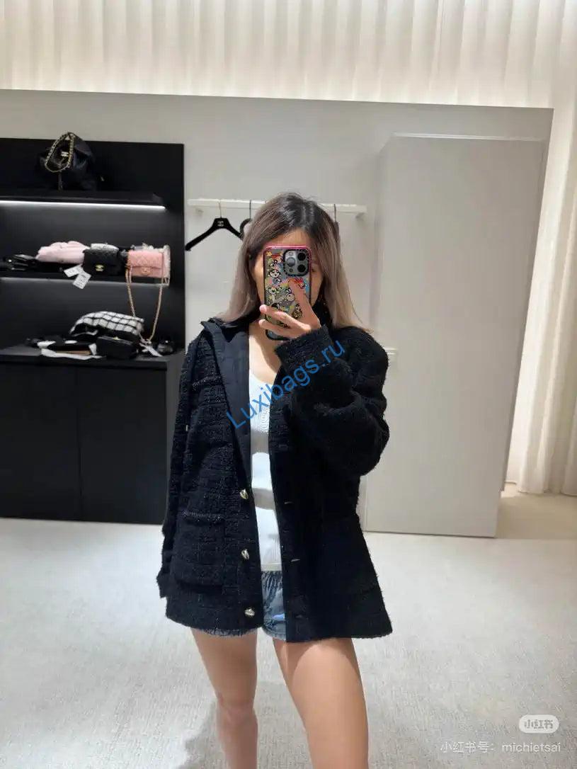 chanel women's high-grade woolen mid-length coat c62305 8 Chanel Women's High-grade woolen mid-length coat C62305 | chanel womens high grade woolen mid length coat c62305 09