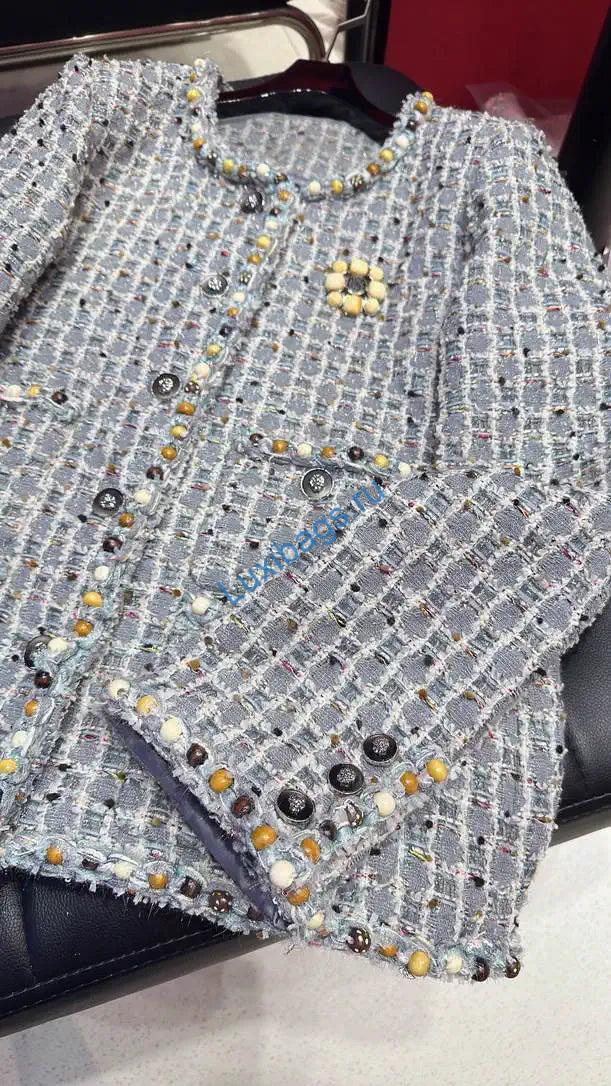 chanel women's single-breasted knitted cardigan coat c62307 2 Chanel Women's single-breasted knitted cardigan coat C62307 | chanel womens single breasted knitted cardigan coat c62307 03
