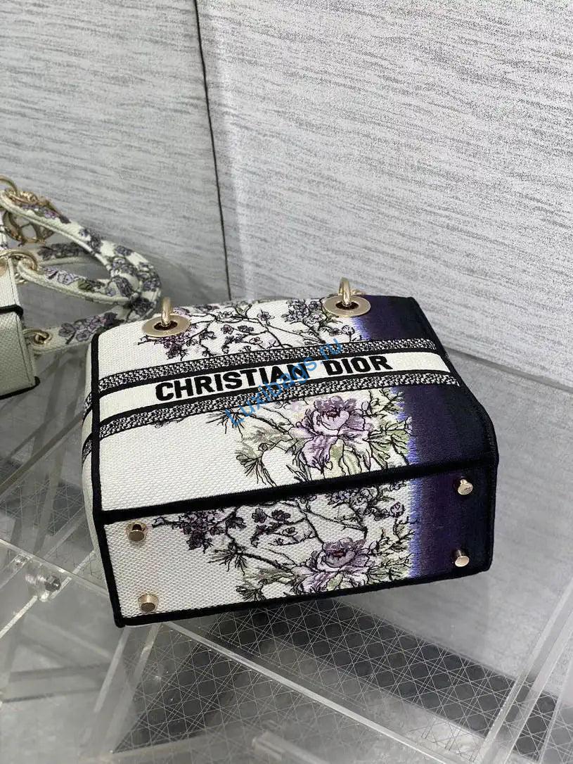 dior m0565 medium lady d-lite exquisite embroidery embroidery m1100 6 Dior M0565 Medium Lady D-Lite Exquisite embroidery Embroidery M1100 | dior m0565 medium lady d lite exquisite embroidery embroidery m1100 7
