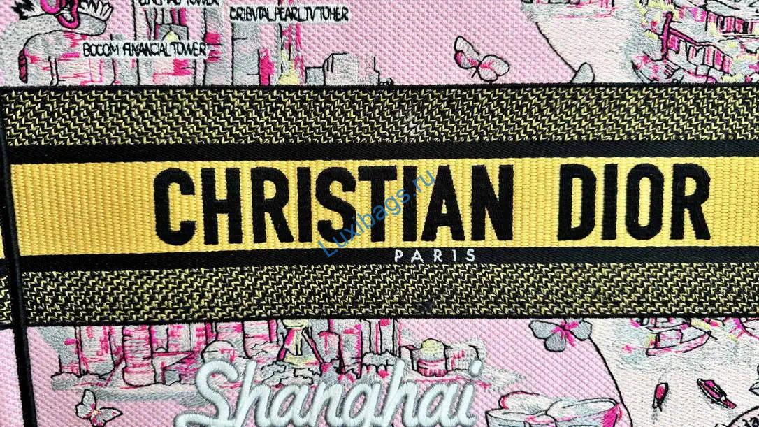 dior m1296 souvenir medium dior book tote shanghai bund embroidery pattern m9642 1 Dior M1296 Souvenir Medium Dior Book Tote Shanghai Bund embroidery pattern M9642 | dior m1296 dior souvenir medium dior book tote shanghai bund embroidery pattern m9642 02