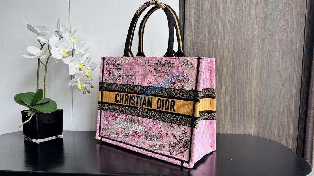 dior m1296 souvenir medium dior book tote shanghai bund embroidery pattern m9642 3 Dior M1296 Souvenir Medium Dior Book Tote Shanghai Bund embroidery pattern M9642 | dior m1296 dior souvenir medium dior book tote shanghai bund embroidery pattern m9642 04