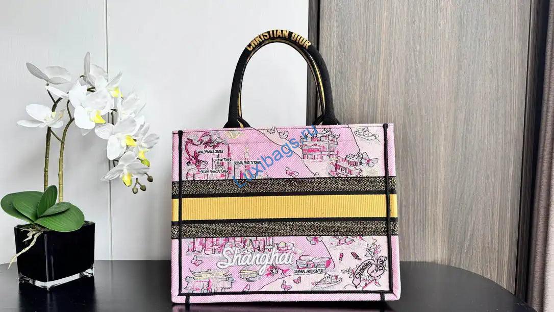 dior m1296 souvenir medium dior book tote shanghai bund embroidery pattern m9642 4 Dior M1296 Souvenir Medium Dior Book Tote Shanghai Bund embroidery pattern M9642 | dior m1296 dior souvenir medium dior book tote shanghai bund embroidery pattern m9642 05