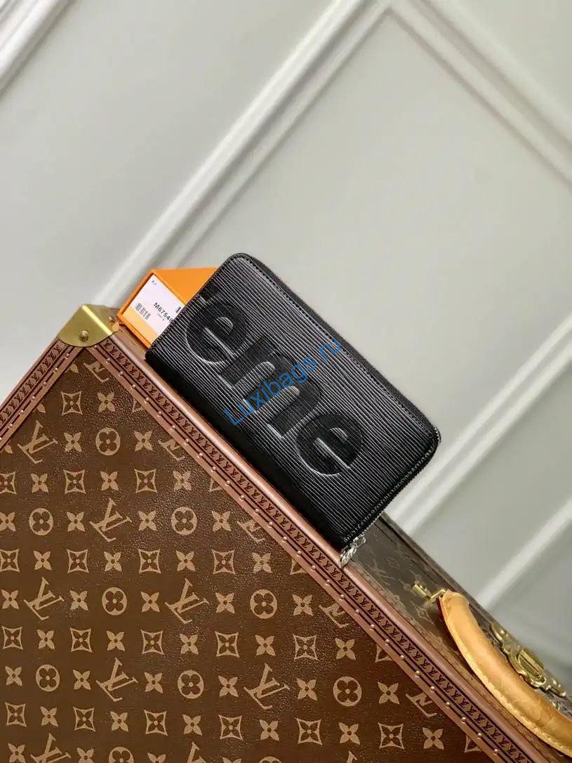 lv m67548 zippy wallet louis vuitton x supreme leather black 1 LV M67548 Zippy Wallet Louis Vuitton x Supreme leather Black | lv m67548 zippy wallet louis vuitton x supreme leather black 11