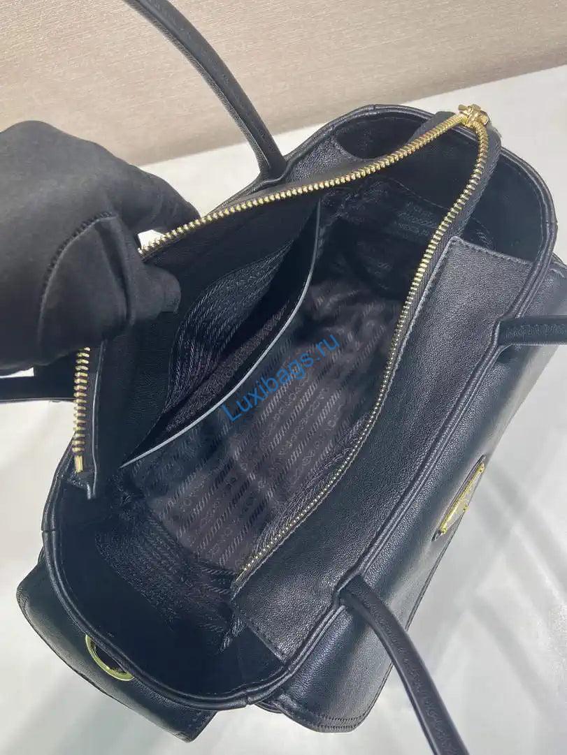 prada explore medium nappa leather tote bag 1bg596 black 7 Prada Explore medium nappa leather tote bag 1BG596 Black | prada 1bg596 explore medium nappa leather tote bag black 08