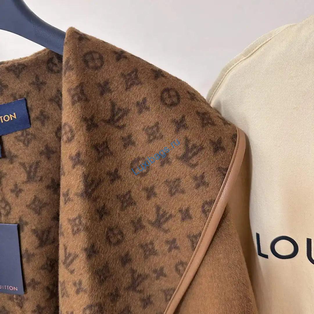 louis vuitton lv 1a4pe6 women's hooded wrap coat l55764 5 Louis Vuitton LV 1A4PE6 Women's Hooded Wrap Coat L55764 | louis vuitton lv 1a4pe6 womens hooded wrap coat l55763 06
