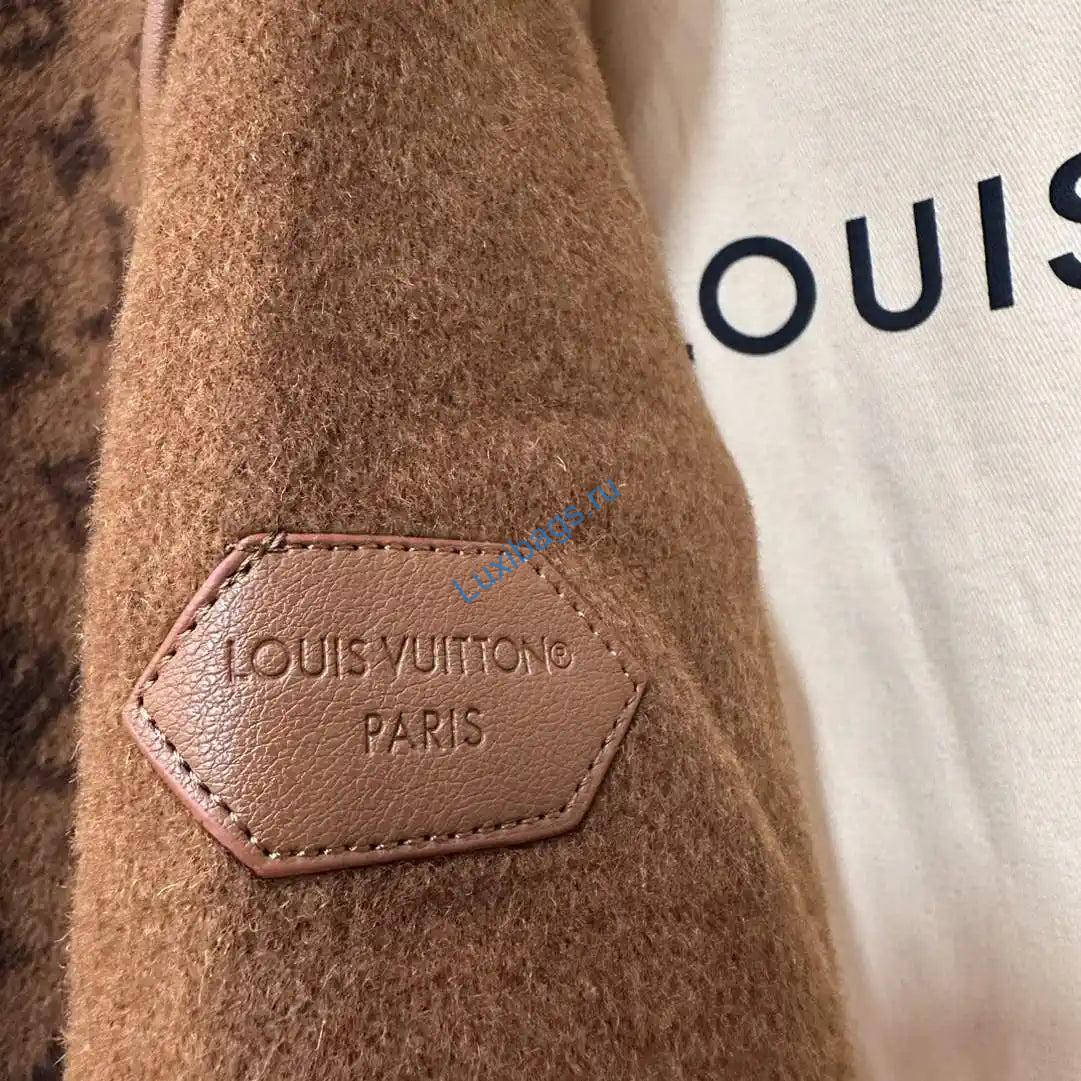 louis vuitton lv 1a4pe6 women's hooded wrap coat l55764 7 Louis Vuitton LV 1A4PE6 Women's Hooded Wrap Coat L55764 | louis vuitton lv 1a4pe6 womens hooded wrap coat l55763 08