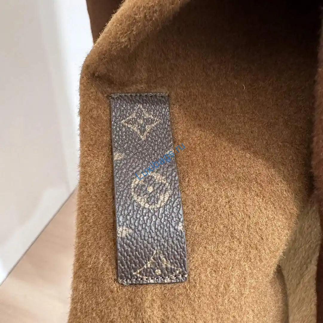 louis vuitton lv 1a4pe6 women's hooded wrap coat l55764 13 Louis Vuitton LV 1A4PE6 Women's Hooded Wrap Coat L55764 | louis vuitton lv 1a4pe6 womens hooded wrap coat l55763 14