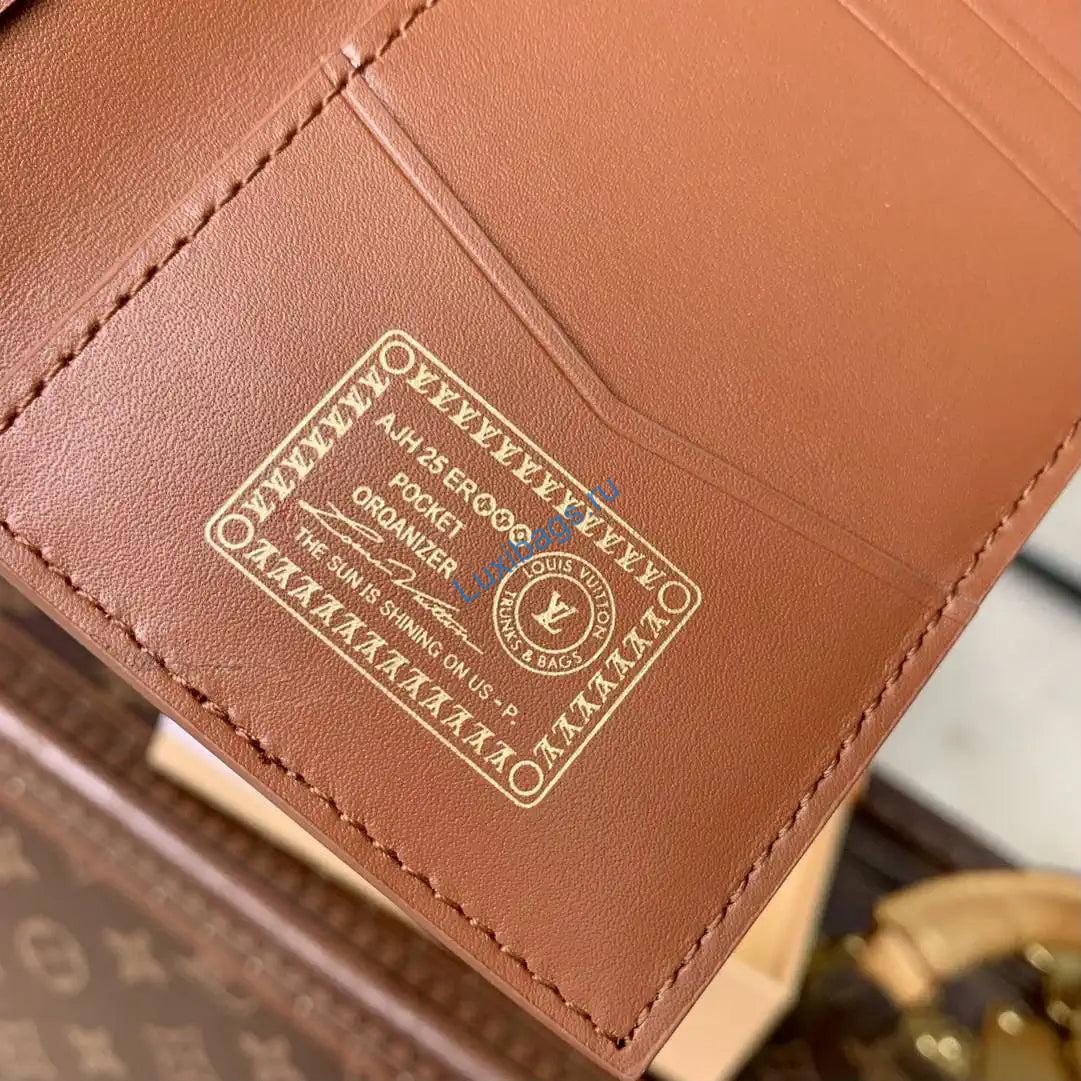 louis vuitton lv m26072 pocket organizer green 6 Louis Vuitton LV M26072 Pocket Organizer Green | louis vuitton lv m26072 pocket organizer 07