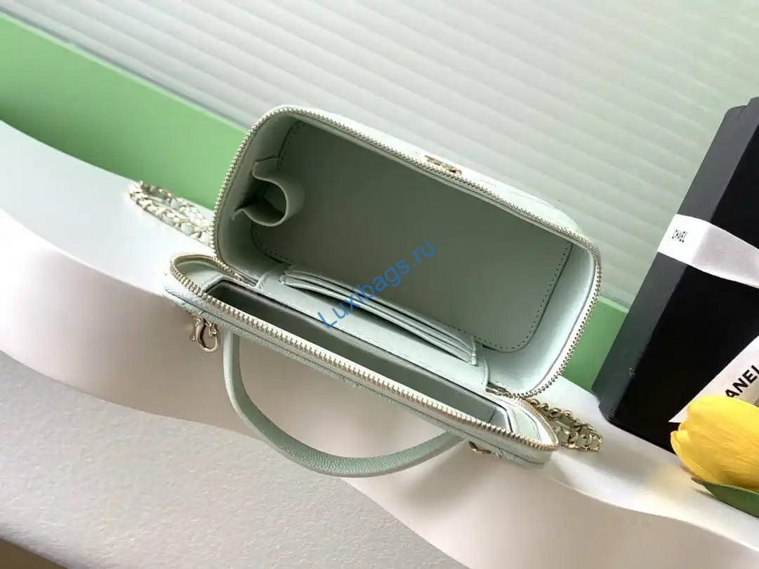 Chanel AP4933 Long Vanity with Chain Grained Shiny Calfskin Green | chanel ap4933 long vanity with chain grained shiny calfskin 127