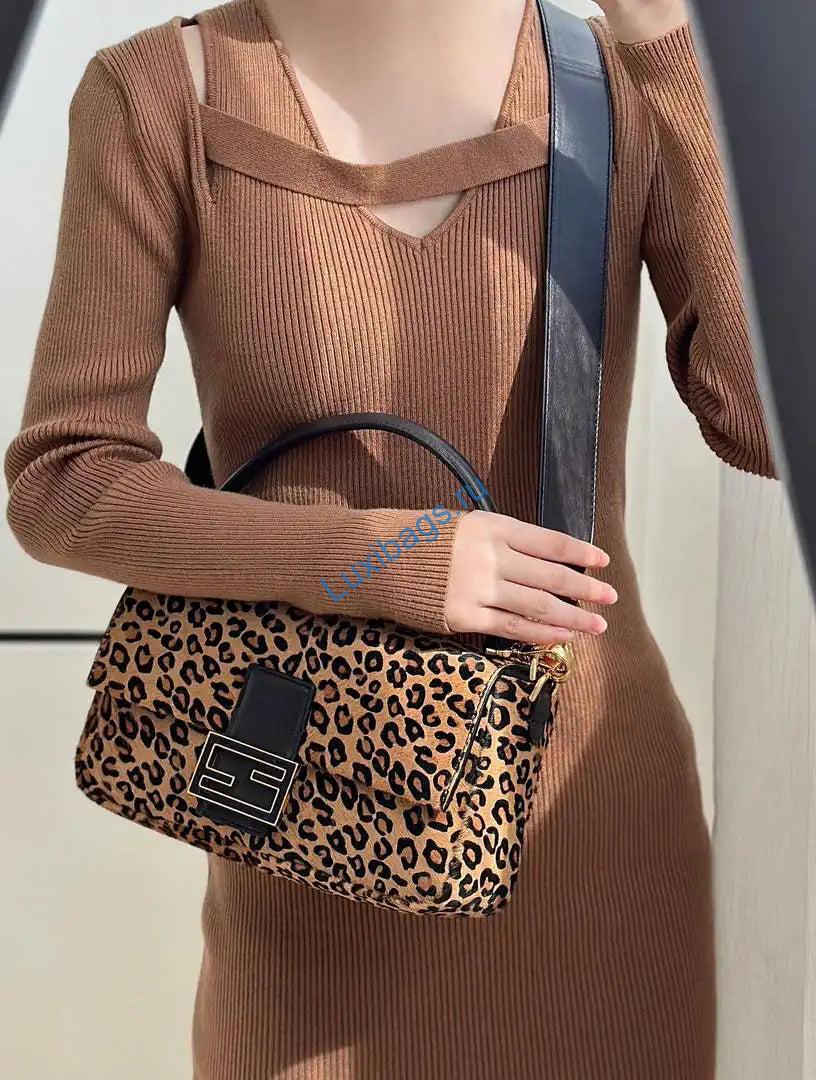fendi 8br600 baguette medium bag printed cavallino calfskin bag 8691m 10 Fendi 8BR600 Baguette Medium bag Printed cavallino calfskin bag 8691M | fendi 8br600 baguette medium bag printed cavallino calfskin bag 13