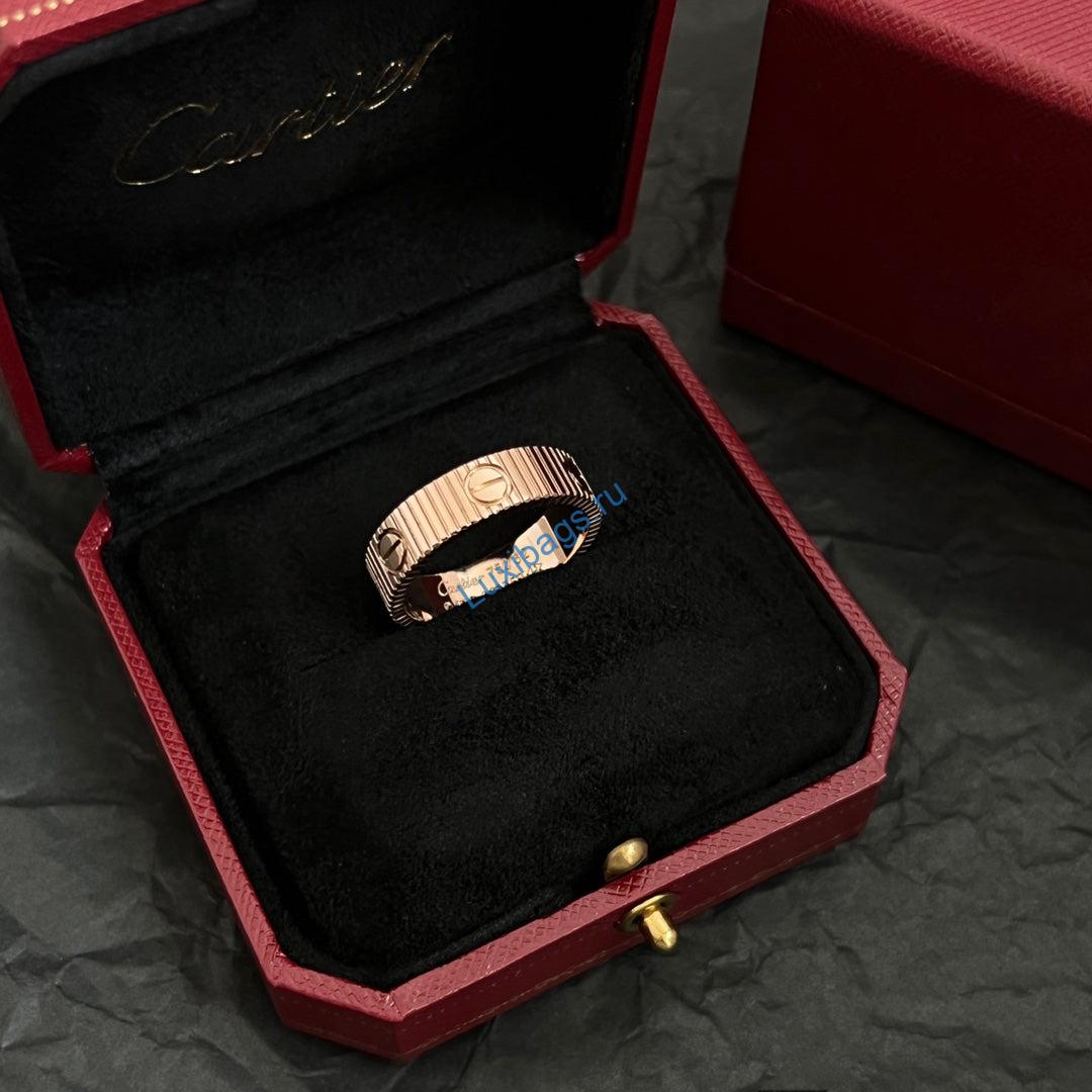 Cartier 5A LOVE Unlimited Ring B4247652 Rose gold | cartier 5a love unlimited ring b4247652 rose gold 5