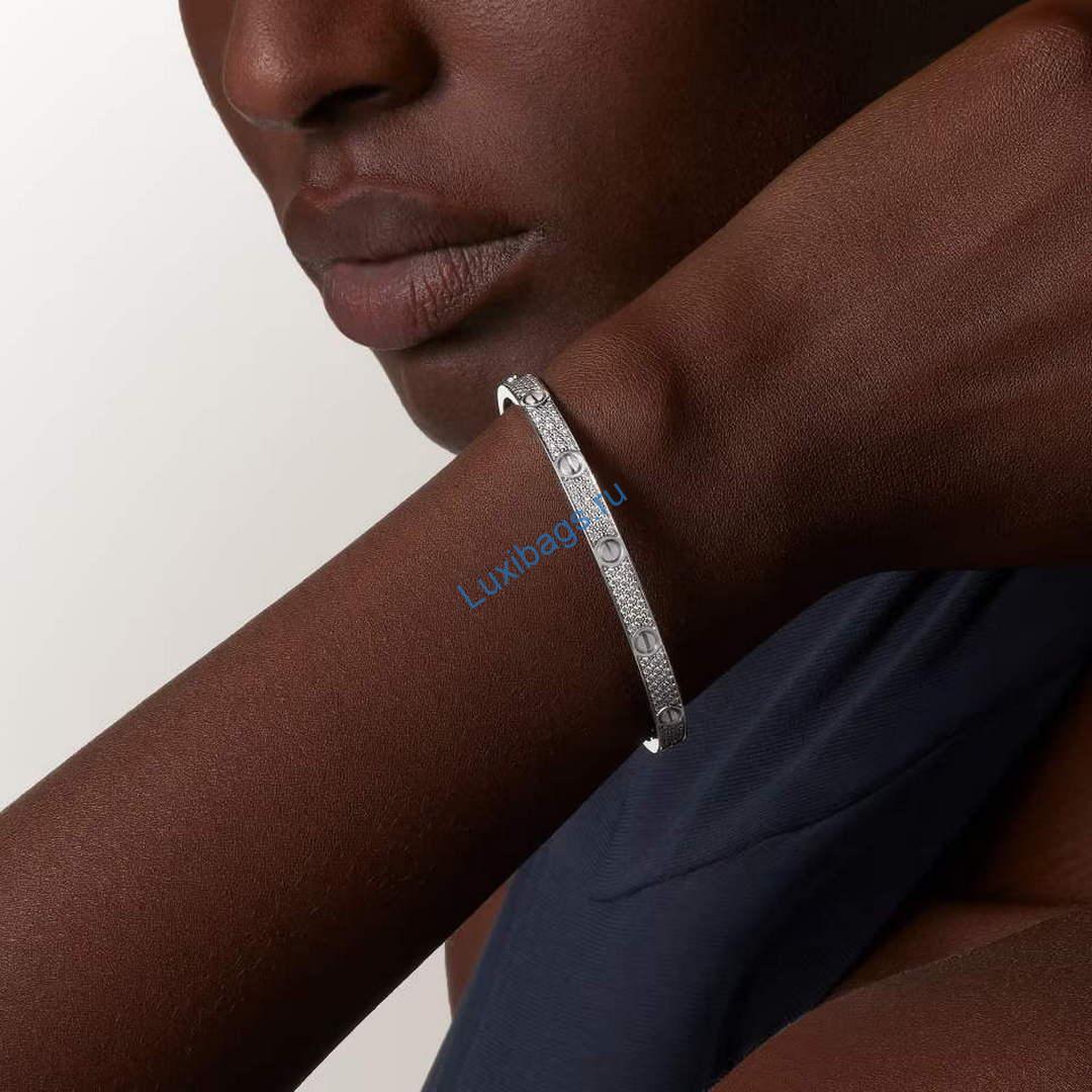 Cartier love bracelet medium model paved CRN6737617 white gold | cartier love bracelet medium model paved crn6737617 white gold 7 ed7c0949 4a10 4fc0 858e 7c0fcdb7fbfd