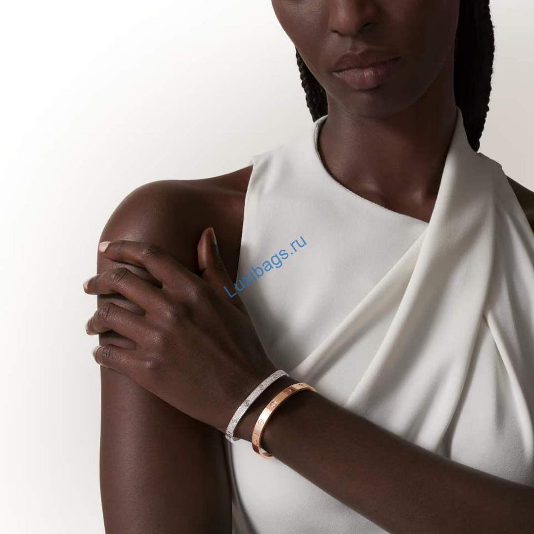 Cartier love bracelet medium model paved CRN6737617 white gold | cartier love bracelet medium model paved crn6737617 white gold 8 d037dcfe 63ea 48df b871 c151e75d1ac1