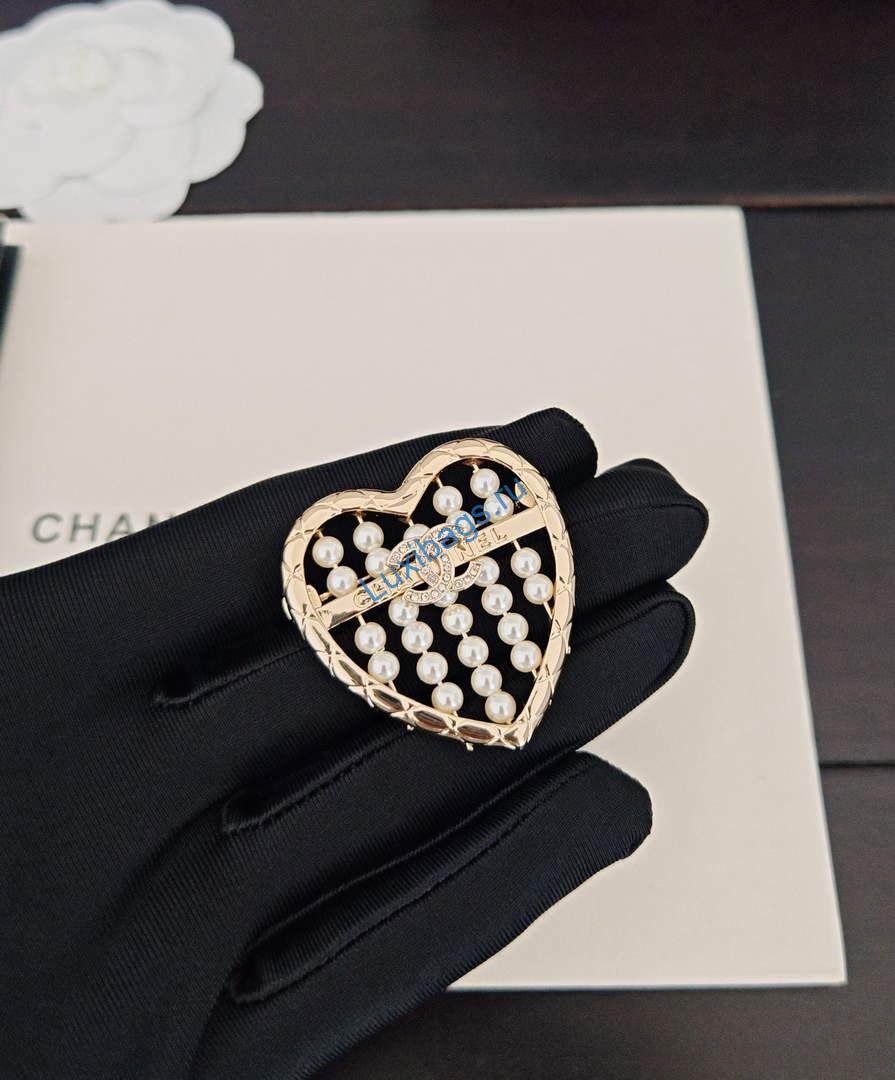 Chanel fashion brooch Metal imitation pearls diamante CC259295 | chanel fashion brooch metal imitation pearls diamante cc259295 4