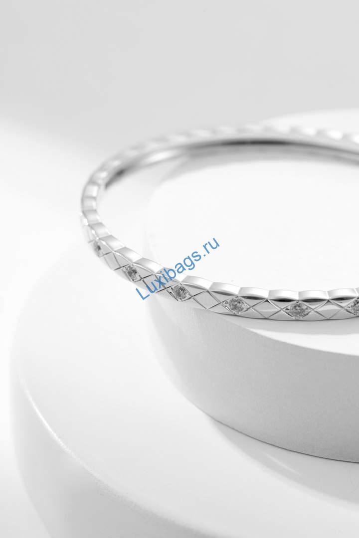 Chanel Fine Jewellery Coco Crush Bracelet J12328 White Gold diamonds | chanel fine jewellery coco crush bracelet j12328 white gold diamonds 5