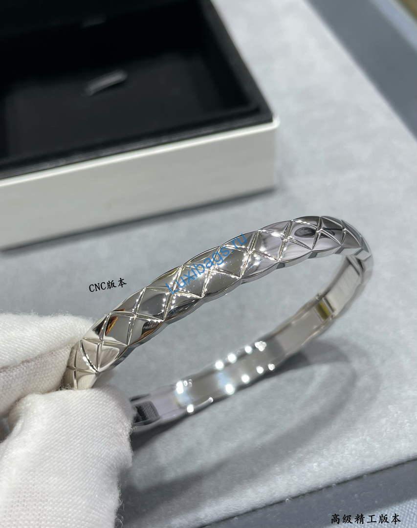 Chanel Fine Jewellery Coco Crush Bracelet J13211 White Gold | chanel fine jewellery coco crush bracelet j13211 white gold 4