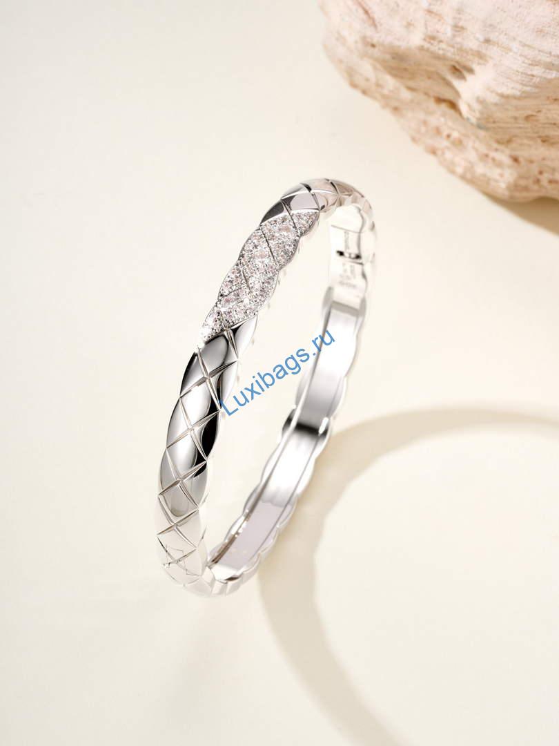Chanel Fine Jewellery J13444 Coco Crush Bracelet White Gold diamonds | chanel fine jewellery j13444 coco crush bracelet white gold diamonds 3