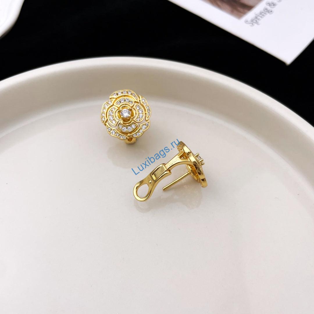 Chanel J12038 Bouton de Camélia Earrings Yellow gold Diamonds | chanel j12038 bouton de camelia earrings yellow gold diamonds 3