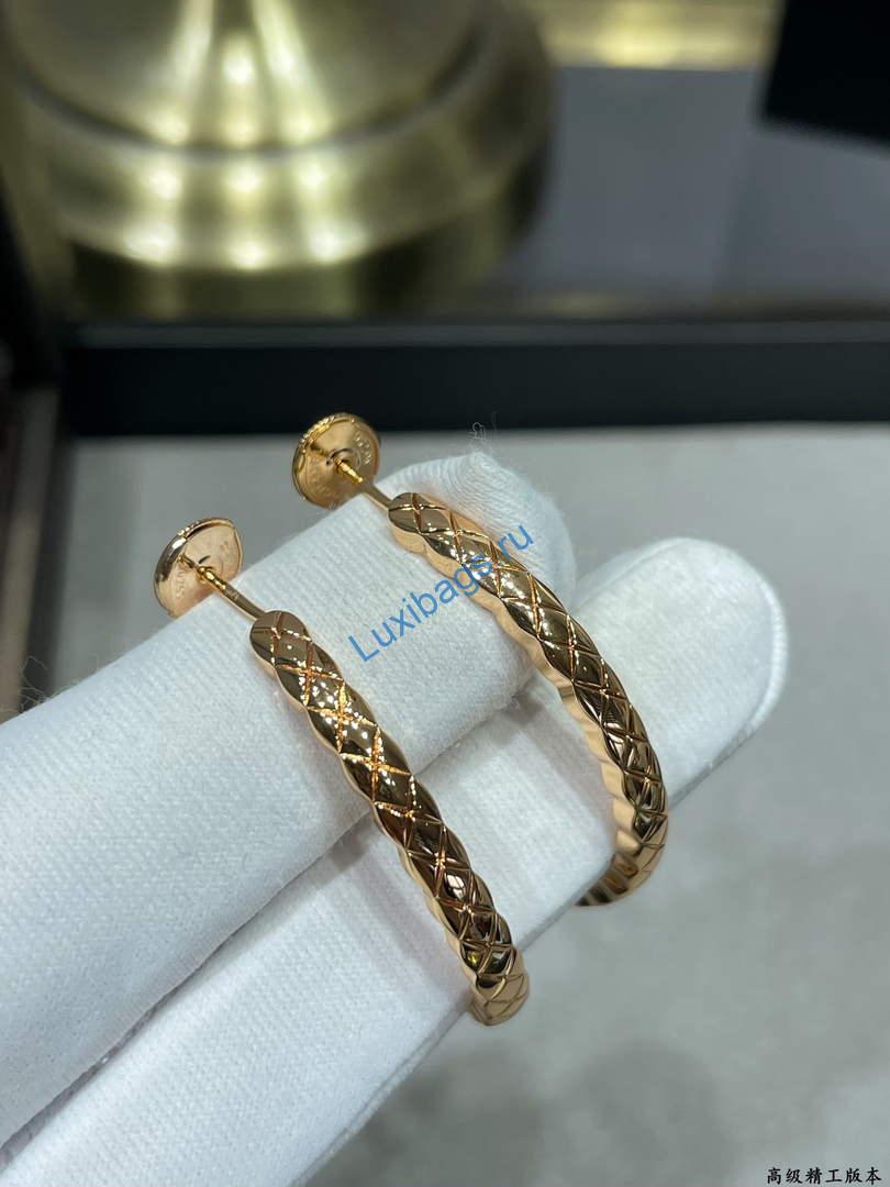 Chanel J12092 Coco Crush Hoop Earrings Rose gold | chanel j12092 coco crush hoop earrings rose gold 3