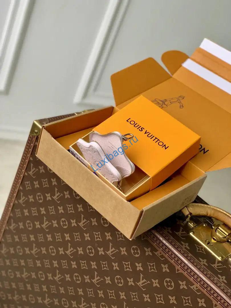 louis vuitton lv m26575 spark purse wallet pearl powder monogram empreinte 8 Louis Vuitton LV M26575 Spark Purse Wallet Pearl powder Monogram Empreinte | louis vuitton lv m26575 spark purse wallet pearl powder monogram empreinte 09