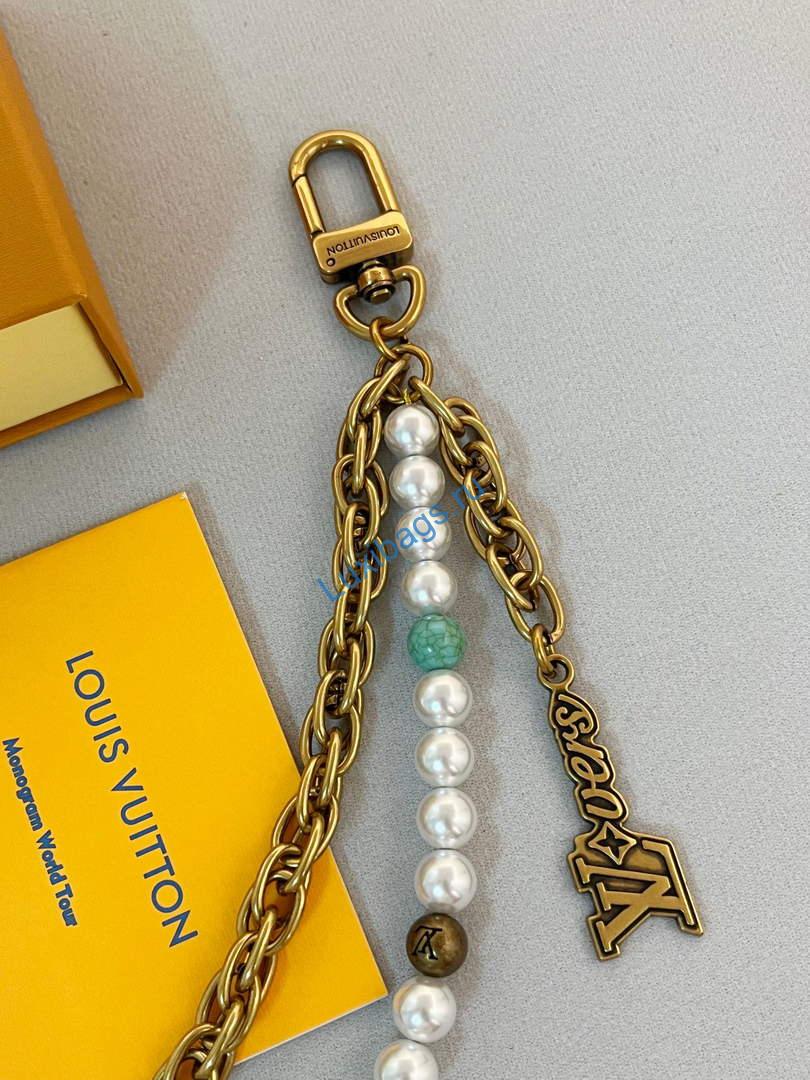 Louis Vuitton M02097 Chain Belt Pearls Bag Charm | louis vuitton m02097 chain belt pearls bag charm 5 c6168df4 705b 425b b35b 882f7f685c82