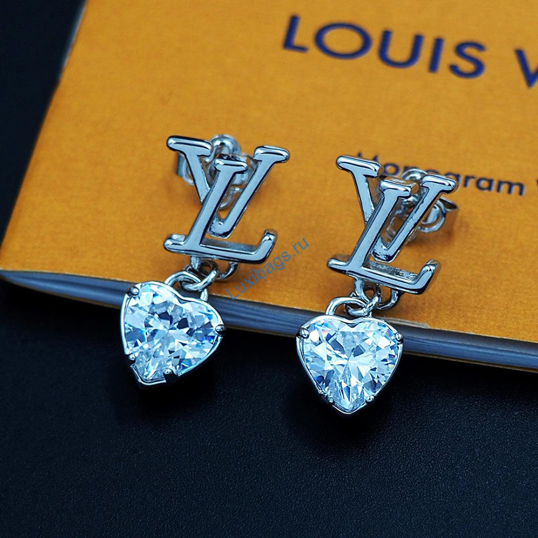 Louis Vuitton M02385 LV Iconic Heart Earrings silver | louis vuitton m02385 lv iconic heart earrings silver 3