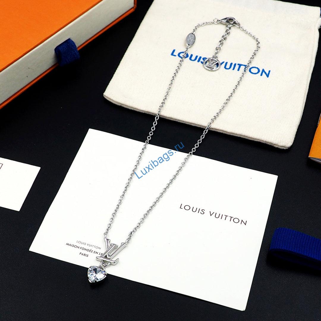 Louis Vuitton M02387 LV Iconic Heart Necklace silver | louis vuitton m02387 lv iconic heart necklace silver 5