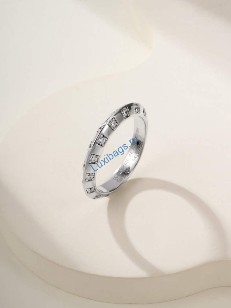 Louis Vuitton Q9Y55F Le Damier de Louis Vuitton Small Ring White Gold and Diamonds | louis vuitton q9y55f le damier de louis vuitton small ring white gold and diamonds 4