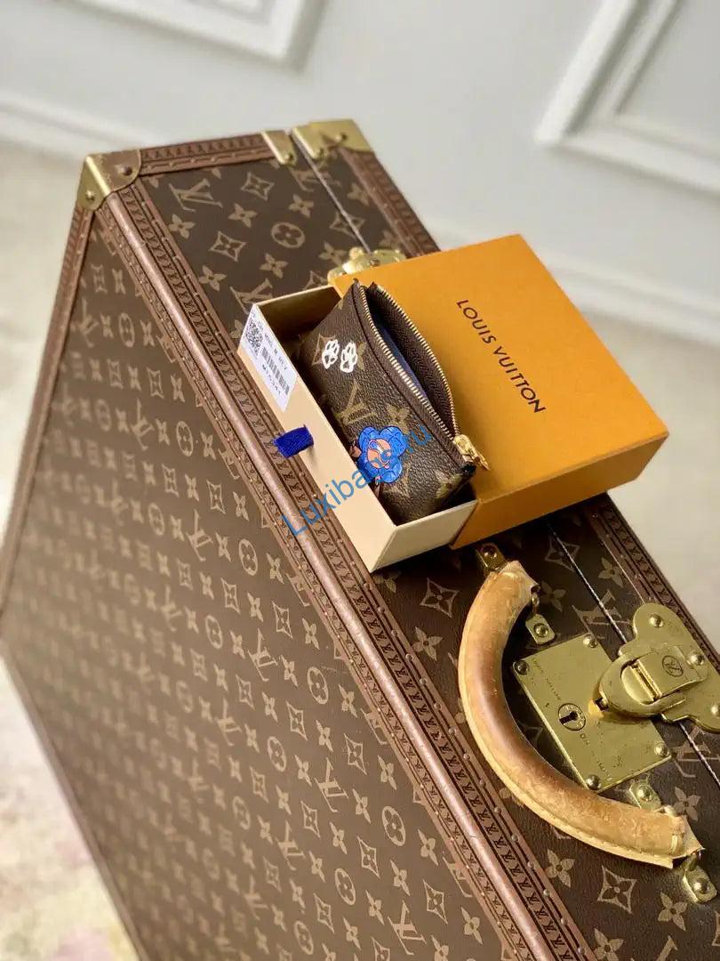 lv m15341 louis vuitton key pouch monogram blue frost 8 LV M15341 Louis Vuitton Key Pouch Monogram Blue Frost | lv m15341 louis vuitton key pouch monogram blue frost 09