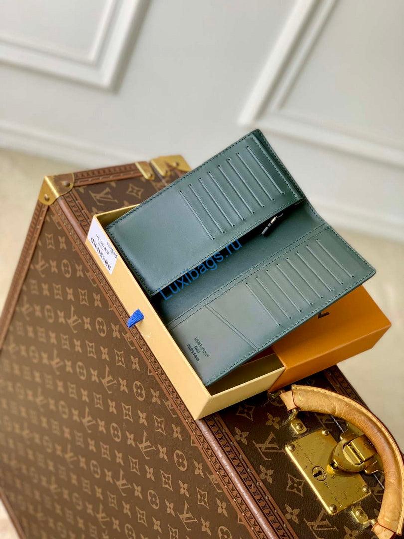 lv m61697 louis vuitton brazza wallet dark green 8 LV M61697 Louis Vuitton Brazza Wallet Dark green | lv m27082 louis vuitton brazza wallet dark green 9