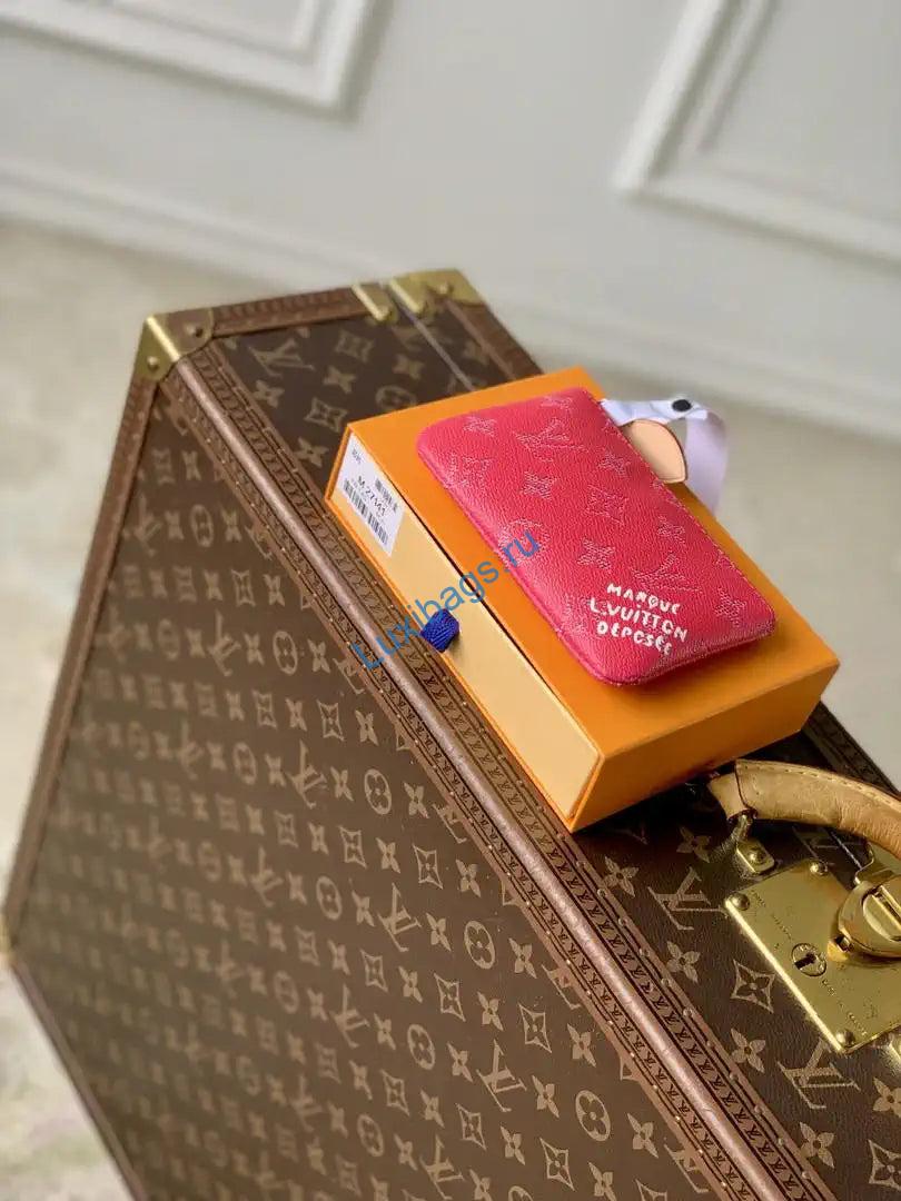 lv m27141 louis vuitton key pouch s red 3 LV M27141 Louis Vuitton Key Pouch S Red | lv m27141 louis vuitton key pouch s rose red 4