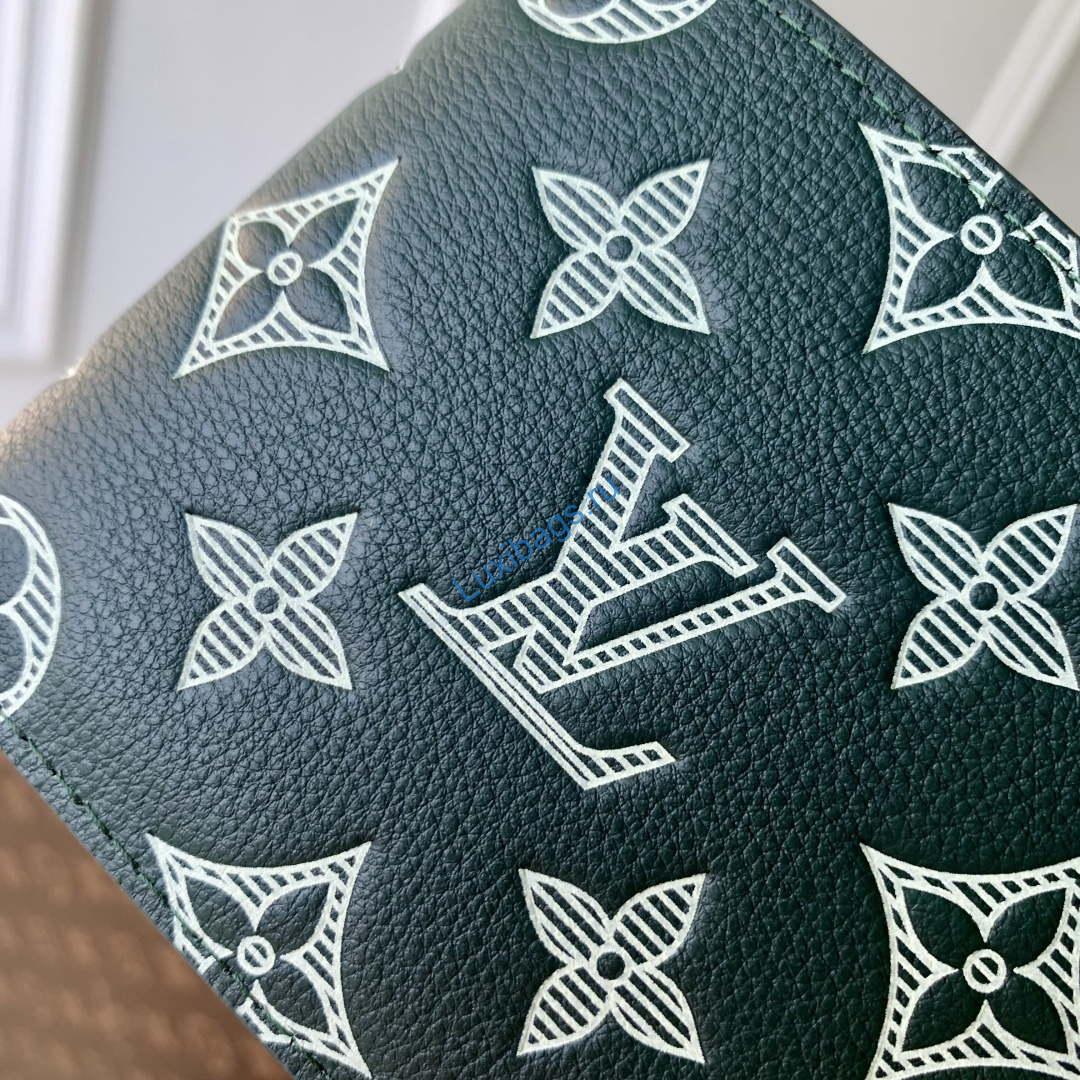 lv m27150 louis vuitton multiple wallet forest green 3 LV M27150 Louis Vuitton Multiple Wallet Forest Green | lv m27150 louis vuitton multiple wallet forest green 4