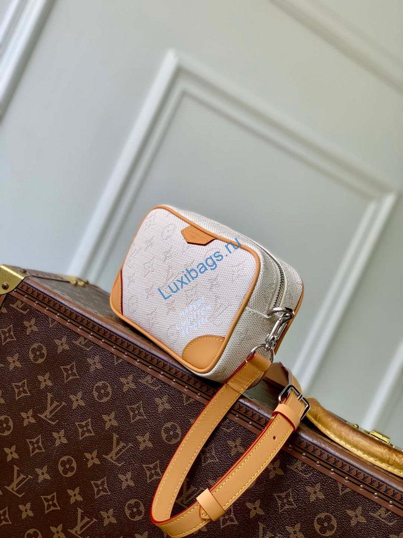 lv m27155 louis vuitton trocadéro wearable wallet linen 1 LV M27155 Louis Vuitton Trocadéro Wearable Wallet Linen | lv m27155 louis vuitton trocadero wearable wallet linen 2