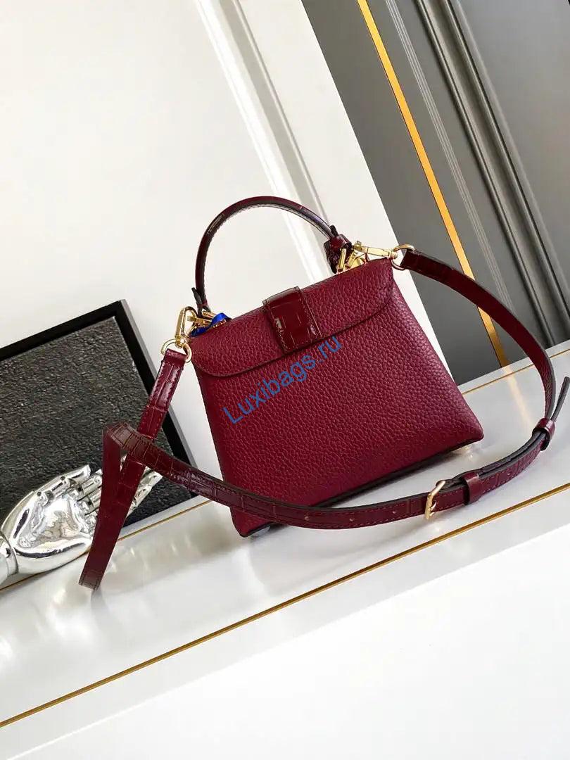 lv m86012 louis vuitton leather rose des vents mini wine red 2 LV M86012 Louis Vuitton Leather Rose Des Vents Mini Wine Red | lv m87106 louis vuitton leather rose des vents mini 03
