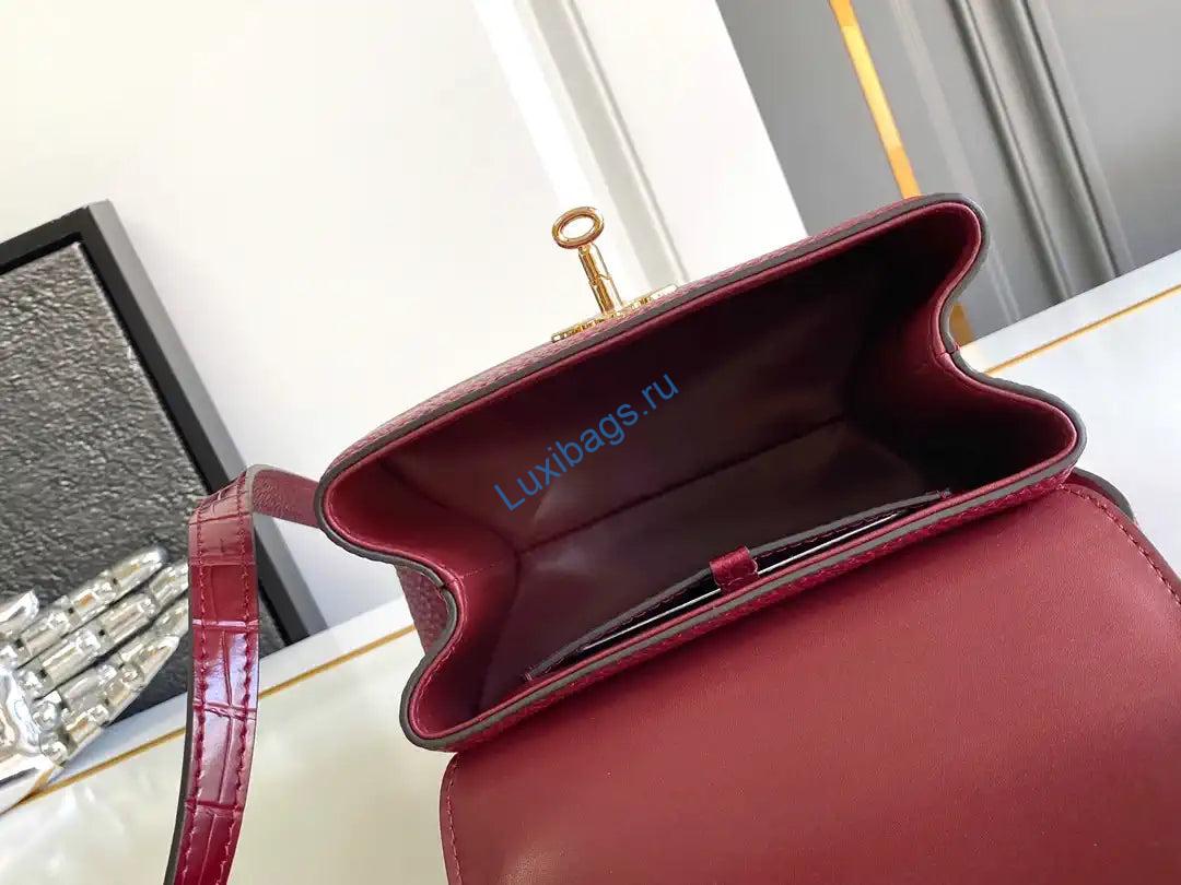 lv m86012 louis vuitton leather rose des vents mini wine red 7 LV M86012 Louis Vuitton Leather Rose Des Vents Mini Wine Red | lv m87106 louis vuitton leather rose des vents mini 08