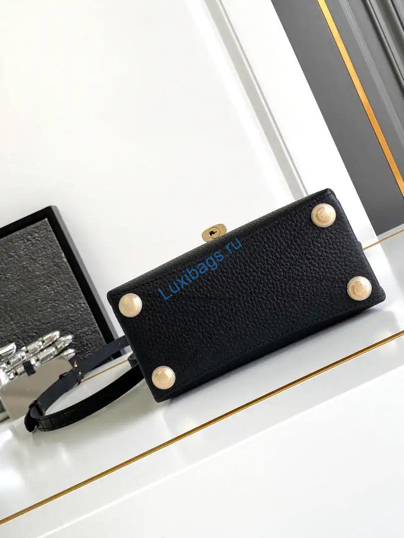 lv m86012 louis vuitton leather rose des vents mini black 3 LV M86012 Louis Vuitton Leather Rose Des Vents Mini Black | lv m87106 louis vuitton leather rose des vents mini 22