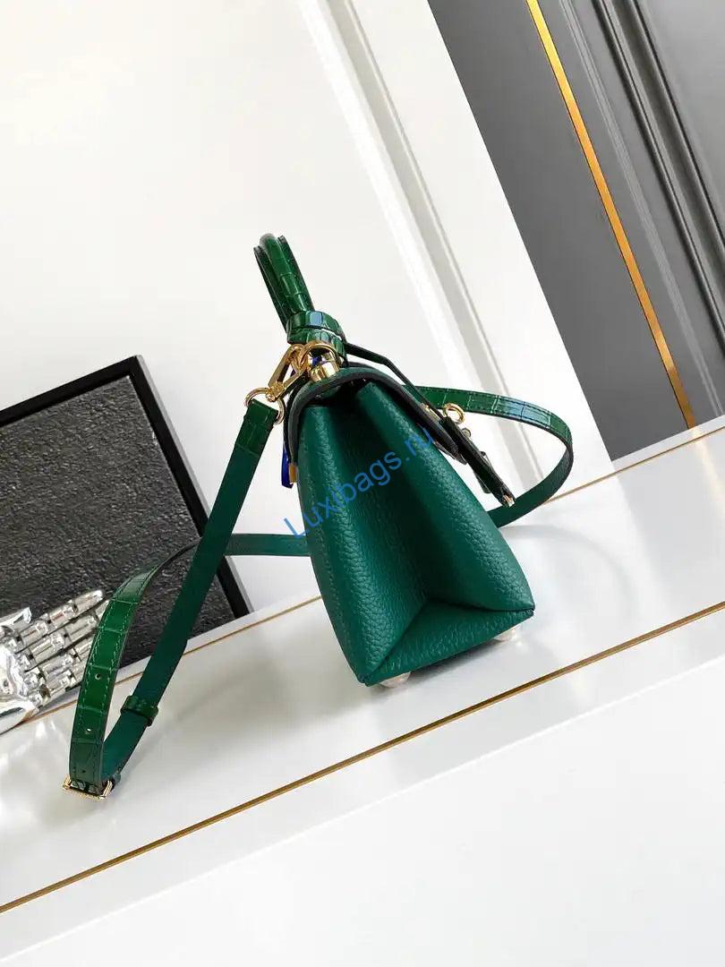 lv m86012 louis vuitton leather rose des vents mini green 1 LV M86012 Louis Vuitton Leather Rose Des Vents Mini Green | lv m87106 louis vuitton leather rose des vents mini 29