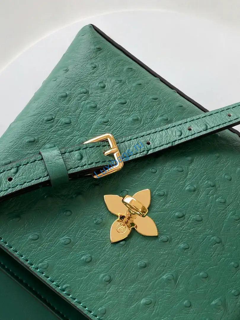 lv m87106 louis vuitton ostrich rose des vents mini green 6 LV M87106 Louis Vuitton Ostrich Rose Des Vents Mini Green | lv m87106 louis vuitton ostrich rose des vents mini purple 34