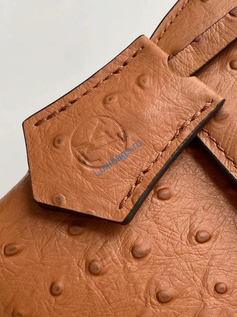 LV M87106 Louis Vuitton Ostrich Rose Des Vents Mini Brown | lv m87106 louis vuitton ostrich rose des vents mini purple 41